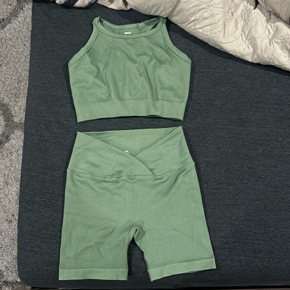 Biker short set never worn- no tags